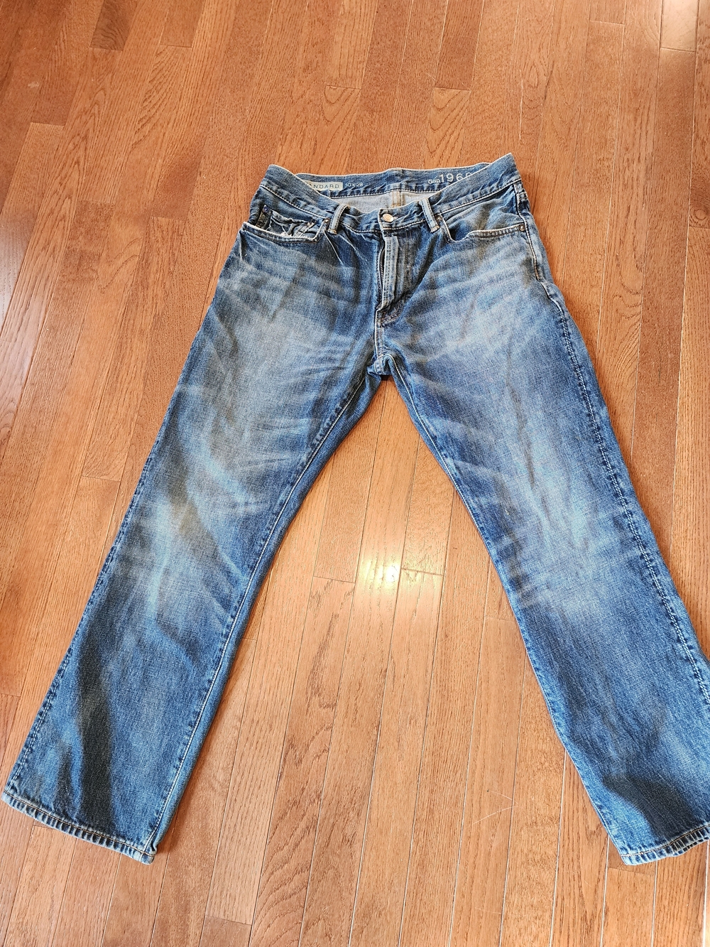 GAP Men’s Bootcut Jeans in Faded Blue